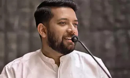 പാലക്കാട് ദേശീയപാത ഉപരോധിച്ച കേസ്:  ഷാഫി പറമ്പിലിന് കോടതി പിരിയും വരെ തടവും ആയിരം രൂപ പിഴയും ശിക്ഷ