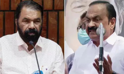 അണ്ടര്‍വെയര്‍ പുറത്തുകാണിച്ച് ഡെസ്‌കില്‍ കയറിയിരുന്ന് സാധനം തല്ലിപ്പൊളിച്ച ഒരുത്തനാണ്; ഇവനൊക്കെ വിദ്യാഭ്യാസമന്ത്രി ആയിരിക്കുമ്പോ സ്‌കൂളില്‍ പഠിക്കേണ്ട സ്ഥിതി പിള്ളേര്‍ക്കുണ്ടായല്ലോ;  വിഡ്ഢിത്തം മാത്രം പറയുന്ന വിദ്യാഭ്യാസ മന്ത്രിയെന്ന് സതീശന്‍;  സ്വന്തം മണ്ഡലത്തിലുള്ള ആളെ കേട്ടാല്‍ അറയ്ക്കുന്ന പച്ചത്തെറി വിളിച്ച ആളിന്റെ പേരും വി ഡി സതീശന്‍ എന്നാണെന്ന് ശിവന്‍കുട്ടി