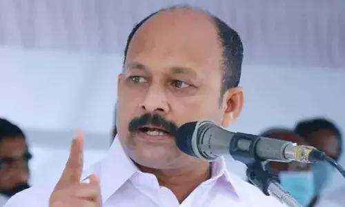 ഇഡി നോട്ടീസ് കിട്ടിയ സാബു എം ജേക്കബ് ഉളുപ്പുണ്ടെങ്കില്‍ ജനങ്ങളോട് മാപ്പ് പറയണം; പാര്‍ട്ടിയെ എന്‍ ഡി എ പാളയത്തില്‍ എത്തിച്ചതിന്റെ കാരണം വ്യക്തമായെന്നും മുഹമ്മദ് ഷിയാസ്