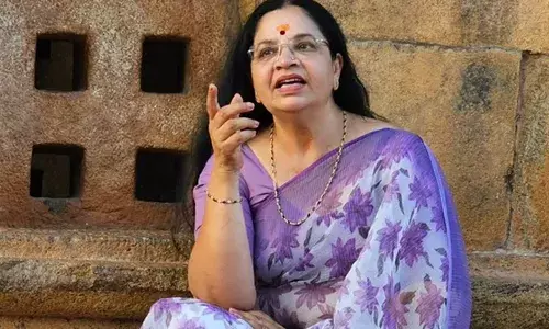 ആ ബലാത്സംഗ രംഗം ഷൂട്ട് ചെയ്തപ്പോൾ ബ്ലൗസ് ഒക്കെ കീറി, അതിന്റെ ആവശ്യം ഇല്ലായിരുന്നു; ആ സീൻ പിന്നീട് ഒഴിവാക്കിയത് കമൽഹാസന്റെ ഇടപെടലിൽ; വെളിപ്പെടുത്തലുമായി ഭാഗ്യലക്ഷ്മി