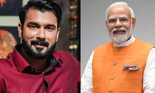 ദൈവം ഭൂമിയിൽ വന്നാൽ എങ്ങനെയിരിക്കും?, അങ്ങനെയാണ് അദ്ദേഹത്തെ കാണുമ്പോൾ തോന്നുന്നത്; പ്രധാനമന്ത്രിയുടെ വലിയ ആരാധകൻ; മോദി എന്ന് പറഞ്ഞാല്‍ ഭ്രാന്താണെന്നും വിവേക് ഗോപൻ