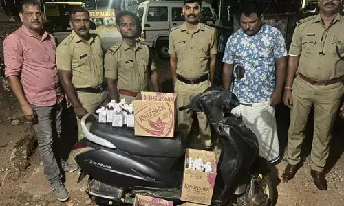 നിലമ്പൂരില്‍ സ്‌കൂട്ടറില്‍ കടത്തുകയായിരുന്ന 22.260 ലിറ്റര്‍ വിദേശമദ്യവുമായി യുവാവ് പിടിയില്‍
