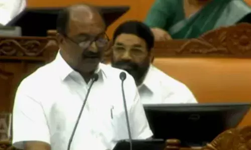 ഇടുക്കിയെ വീണ്ടും വെള്ളരിക്കാപ്പട്ടണമാക്കിയോ?  വന്യജീവിഭീതിയില്‍ കഴിയുന്നവര്‍ക്ക് ബജറ്റില്‍  കരുതല്‍ വട്ടപൂജ്യം; തുരങ്കപാതയ്ക്ക് പഠിക്കാന്‍ മാത്രം പത്തു കോടി; ഹൈറേഞ്ചിനെ തഴഞ്ഞ ബജറ്റിനെതിരെ വന്‍ പ്രതിഷേധം