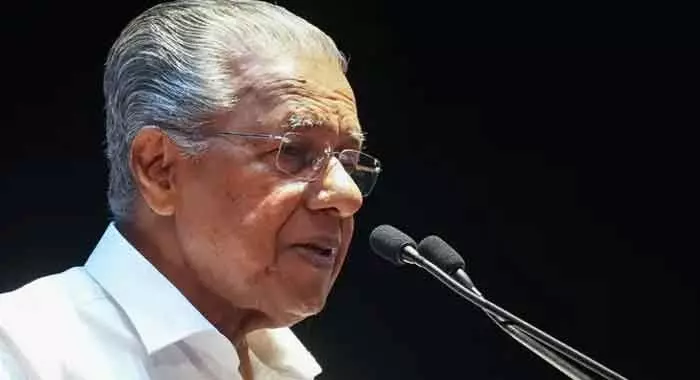 കേരളത്തെ ലോക കേരളമായി മാറ്റണം; ലോക കേരളസഭ അനുകരണീയ മാതൃകയെന്ന് കേന്ദ്രം: മുഖ്യമന്ത്രി കേരളത്തെ ലോക കേരളമായി മാറ്റണം; ലോക കേരളസഭ അനുകരണീയ മാതൃകയെന്ന് കേന്ദ്രം: മുഖ്യമന്ത്രി