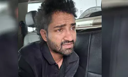 പൊതുസ്ഥലത്ത് പാര്ക്ക് ചെയ്ത കാറില് എംഡിഎംഎ; കാറുമായി കടന്നു കളയാന് ശ്രമിച്ച പ്രതി അറസ്റ്റില് പൊതുസ്ഥലത്ത് പാര്ക്ക് ചെയ്ത കാറില് എംഡിഎംഎ; കാറുമായി കടന്നു കളയാന് ശ്രമിച്ച പ്രതി അറസ്റ്റില്