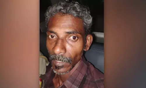 ഭാര്യയെ സംശയം; അര്ദ്ധരാത്രിയില് വീടിന് തീയിട്ട് ഭര്ത്താവ്; പൊള്ളലേറ്റ ഭാര്യയും മകനും ആശുപത്രിയില്: പ്രതിയെ അറസ്റ്റ് ചെയ്ത് പോലിസ് ഭാര്യയെ സംശയം; അര്ദ്ധരാത്രിയില് വീടിന് തീയിട്ട് ഭര്ത്താവ്; പൊള്ളലേറ്റ ഭാര്യയും മകനും ആശുപത്രിയില്: പ്രതിയെ അറസ്റ്റ് ചെയ്ത് പോലിസ്