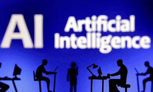 എല്ലാ മേഖലകളിലും ആര്ട്ടിഫിഷ്യല് ഇന്റലിജന്സ് നടപ്പിലാക്കാന് യുകെ സര്ക്കാര്; തൊഴില് നഷ്ടപ്പെടുന്നവര്ക്ക് പ്രത്യേക വേതനം നല്കും എല്ലാ മേഖലകളിലും ആര്ട്ടിഫിഷ്യല് ഇന്റലിജന്സ് നടപ്പിലാക്കാന് യുകെ സര്ക്കാര്; തൊഴില് നഷ്ടപ്പെടുന്നവര്ക്ക് പ്രത്യേക വേതനം നല്കും
