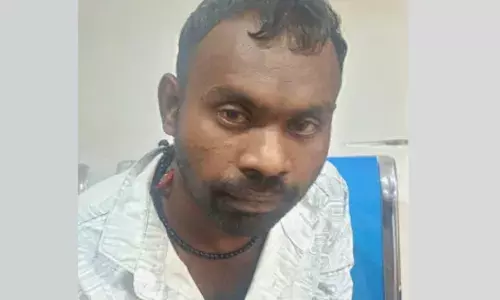 യുവതിയെ വെടിവച്ച് കൊല്ലാൻ ശ്രമിച്ചതിന് അഴിക്കുള്ളിലായി; എല്ലാം കഴിഞ്ഞ് പുറത്തിറങ്ങിയതും പക; അവരുടെ വീട്ടുമുറ്റത്തേക്ക് കയറിച്ചെന്ന് ലൈംഗിക ചേഷ്ടകൾ കാണിച്ചതിന് വീണ്ടും അകത്ത്