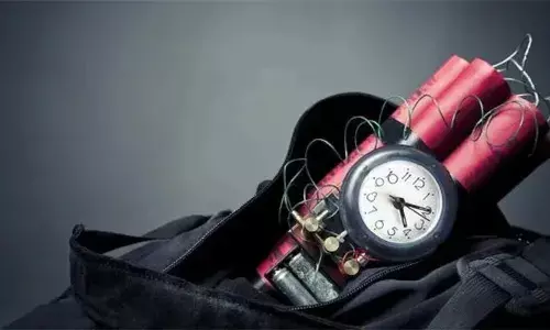 പത്തനംതിട്ട കളക്ടറേറ്റിനെ നടുക്കി ബോംബ് ഭീഷണി; സന്ദേശം വന്നത് ഇ-മെയിൽ വഴി; പരിഭ്രാന്തിയിൽ ഉദ്യോഗസ്ഥർ; പരിസരത്ത് കനത്ത സുരക്ഷാ ഏർപ്പെടുത്തി