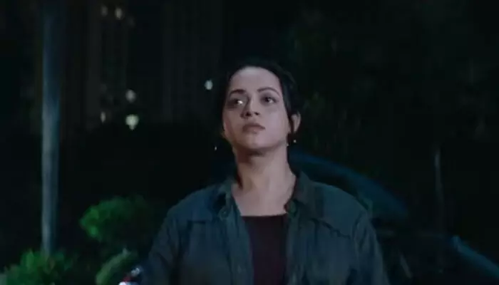 ഇത് കോൺഫിഡന്റ് ഗ്രൂപ്പ് തലവന്റെ അവസാന പ്രൊഡക്ഷൻ; ഭാവന നായികയായി എത്തുന്ന അനോമി ട്രെയിലർ പുറത്ത് ഇത് കോൺഫിഡന്റ് ഗ്രൂപ്പ് തലവന്റെ അവസാന പ്രൊഡക്ഷൻ; ഭാവന നായികയായി എത്തുന്ന അനോമി ട്രെയിലർ പുറത്ത്