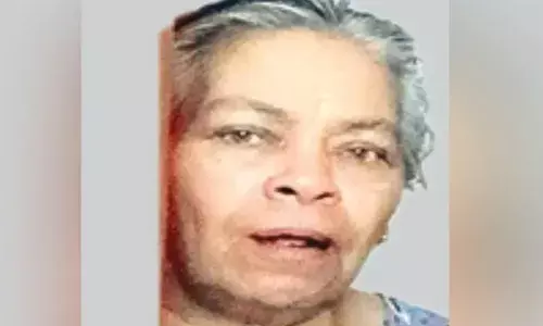 തൃശൂരില് മൂന്ന് വൃദ്ധസഹോദരിമാര് വിഷം കഴിച്ച് ആത്മഹത്യയ്ക്ക് ശ്രമിച്ചു; ഒരള് മരിച്ചു തൃശൂരില് മൂന്ന് വൃദ്ധസഹോദരിമാര് വിഷം കഴിച്ച് ആത്മഹത്യയ്ക്ക് ശ്രമിച്ചു; ഒരള് മരിച്ചു