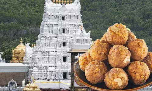 തിരുപ്പതി ലഡ്ഡുവില് മൃഗക്കൊഴുപ്പില്ലെന്ന് സി.ബി.ഐ; ഉപയോഗിച്ചത് കൃത്രിമ നെയ്യ് തിരുപ്പതി ലഡ്ഡുവില് മൃഗക്കൊഴുപ്പില്ലെന്ന് സി.ബി.ഐ; ഉപയോഗിച്ചത് കൃത്രിമ നെയ്യ്