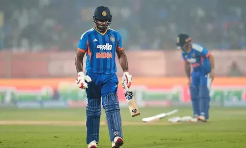 പ്രതീക്ഷിക്കുന്ന പ്രകടനം ഉണ്ടായില്ല, ഒരു കളിക്കാരന്റെ ക്രിക്കറ്റ് കരിയറിൽ ഇത് സാധാരണമാണ്; സഞ്ജു ഒരു സീനിയർ താരമാണ്, അവൻ തിരിച്ചുവരും; പിന്തുണയുമായി ഇന്ത്യൻ ബാറ്റിങ് കോച്ച്