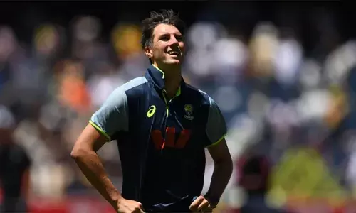 ടി20 ലോകകപ്പ് അടുത്തിരിക്കെ ഓസ്‌ട്രേലിയൻ ടീമിന് തിരിച്ചടി; പരിക്കേറ്റ 2 പ്രധാന താരങ്ങള്‍ പുറത്ത്; പാറ്റ് കമിൻസിന് പകരം ബെൻ ഡ്വാർഷൂയിസിനെ ടീമിൽ ഉൾപ്പെടുത്തി