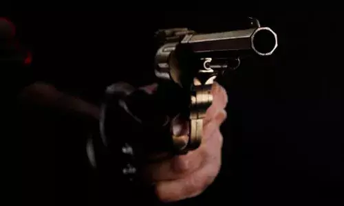 എ.ടി.എമ്മില്‍ പണം നിക്ഷേപിക്കുന്നതിനിടെ വെടിയുതിര്‍ത്ത് കവര്‍ച്ച; കോഴിക്കോട് സ്വദേശിക്ക് നഷ്ടമായത് ആറ് ലക്ഷം രൂപ