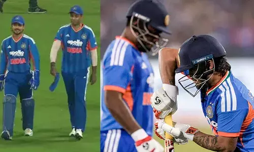 സഞ്ജു ഔട്ട്, ഇഷാന്‍ ഇന്‍! വിക്കറ്റ് കീപ്പിങ്ങിലും മലയാളിതാരത്തെ വെട്ടി ബി.സി.സി.ഐ സര്‍ജിക്കല്‍ സ്‌ട്രൈക്ക്;  കാര്യവട്ടത്തെ ആ മാറ്റം വെറുമൊരു പരീക്ഷണമല്ല; ലോകകപ്പ് ഇലവന്‍ റെഡി! തിലക് വര്‍മ്മ കൂടി എത്തുന്നതോടെ സഞ്ജുവിന് സ്ഥാനം ബെഞ്ചിലോ? ടീം മാനേജ്‌മെന്റ് നല്‍കുന്ന സൂചനകള്‍ ഇങ്ങനെ!