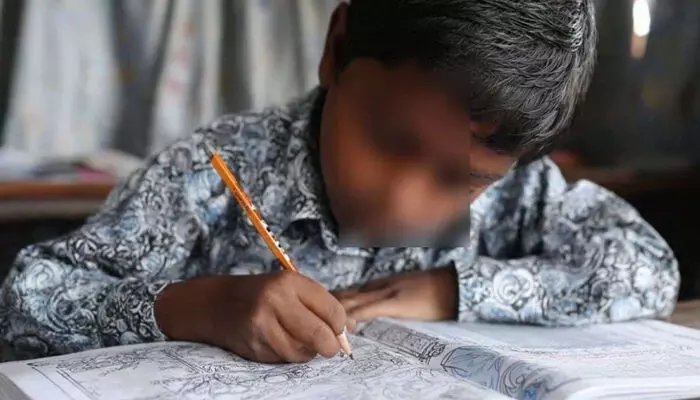 സംസാരശേഷിയില്ല; അധ്യാപകന്‍ പീഡിപ്പിച്ച വിവരം ബുക്കില്‍ വരച്ചിട്ട് ഓട്ടിസം ബാധിച്ച കുട്ടി: പ്രതിക്ക് 161 വര്‍ഷം കഠിന തടവ്