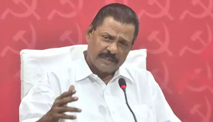 എല്.ഡി.എഫ് സര്ക്കാര് തുടരും; അടുത്ത മുഖ്യമന്ത്രി പിണറായി വിജയനാണോ എന്ന് പിന്നീട് തീരുമാനിക്കുമെന്ന് എം.വി ഗോവിന്ദന് എല്.ഡി.എഫ് സര്ക്കാര് തുടരും; അടുത്ത മുഖ്യമന്ത്രി പിണറായി വിജയനാണോ എന്ന് പിന്നീട് തീരുമാനിക്കുമെന്ന് എം.വി ഗോവിന്ദന്