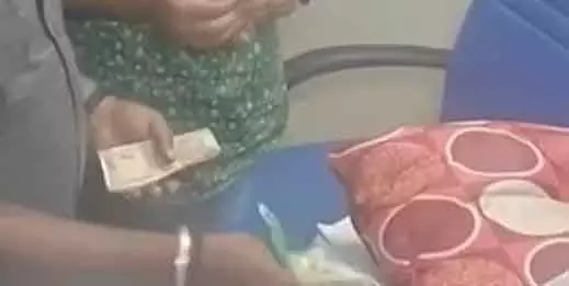 ബെവ്കോയില്‍ അഴിമതി കൊഴുക്കുന്നു; അത്താണിയില്‍ മിന്നല്‍ റെയ്ഡ്; മാസം പിരിക്കുന്നത് 8 ലക്ഷം രൂപ