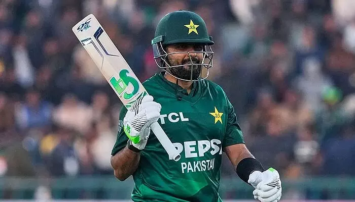 ഓസ്‌ട്രേലിയക്കെതിരെ അർധ സെഞ്ചുറി; അന്താരാഷ്ട്ര ടി20യിൽ റെക്കോർഡിട്ട് മുൻ പാക് നായകൻ; ബാബർ അസമിന്റെ നേട്ടം വിരാട് കോലിയെയും മറികടന്ന്