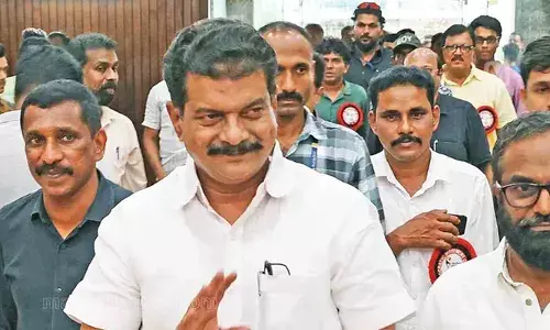 പി വി അന്‍വര്‍ ബേപ്പൂരില്‍ മത്സരിക്കും, ജയിക്കും; യുഡിഎഫിന്റെ ആദ്യ സ്ഥാനാര്‍ഥി പ്രഖ്യാപനം നടത്തി സണ്ണി ജോസഫ്;  മണ്ഡലത്തില്‍ അനൗപചാരിക പ്രചാരണം തുടങ്ങി തൃണമൂല്‍ കോണ്‍ഗ്രസ്