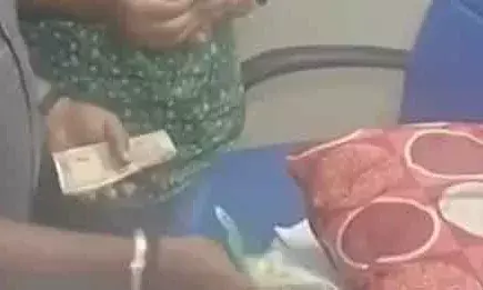 ബെവ്കോയില്‍ അഴിമതി കൊഴുക്കുന്നു; അത്താണിയില്‍ മിന്നല്‍ റെയ്ഡ്; മാസം പിരിക്കുന്നത് 8 ലക്ഷം രൂപ