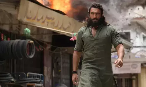 തിയേറ്ററിൽ വിലക്ക്, പക്ഷേ ഒടിടിയിൽ തരംഗമായി സ്പൈ ആക്ഷൻ ത്രില്ലർ ചിത്രം; പാക്കിസ്ഥാൻ നെറ്റ്‌ഫ്ലിക്സ് ട്രെൻഡിങ് ലിസ്റ്റിൽ ഒന്നാമനായി രൺവീർ സിംഗിന്റെ ധുരന്ധർ