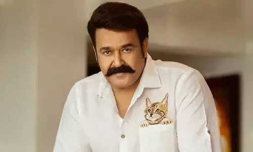 മീശ പിരിച്ച്, തോൾ ചരിച്ച് ലാലേട്ടൻ; വന്താ സുട്ടാ.. തിരുമ്പി വന്താ.. റിപ്പീറ്റ് എന്ന് തരുൺ മൂർത്തിയുടെ കമന്റ്; സോഷ്യൽ മീഡിയ തൂക്കി മോഹൻലാലിന്റെ പുതിയ ചിത്രം