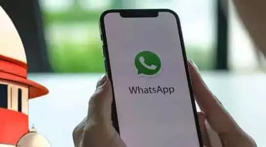 നിയമം പാലിച്ചില്ലെങ്കില് ഇന്ത്യ വിടാം; വാട്സാപ്പിന് സുപ്രീം കോടതിയുടെ അന്ത്യശാസനം നിയമം പാലിച്ചില്ലെങ്കില് ഇന്ത്യ വിടാം; വാട്സാപ്പിന് സുപ്രീം കോടതിയുടെ അന്ത്യശാസനം