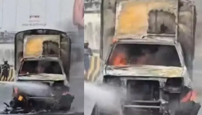 ബൈക്ക് പിക്കപ്പിനടിയിലേക്ക് ഇടിച്ചുകയറി തീപ്പിടിച്ചു; ഇരുവാഹനങ്ങളും കത്തിനശിച്ചു ബൈക്ക് പിക്കപ്പിനടിയിലേക്ക് ഇടിച്ചുകയറി തീപ്പിടിച്ചു; ഇരുവാഹനങ്ങളും കത്തിനശിച്ചു