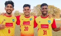 ആതിഥേയർക്കെതിരെ സമ്പൂർണ്ണ ആധിപത്യം; അസമിനെ പരാജയപ്പെടുത്തിയത് എതിരില്ലാത്ത മൂന്ന് ഗോളുകൾക്ക്; സന്തോഷ് ട്രോഫിയിൽ കേരളം സെമിയിൽ; അടുത്ത എതിരാളികൾ പഞ്ചാബ്