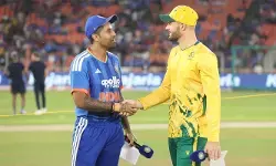 അഭിഷേകിനൊപ്പം ഇഷാന്‍ കിഷന്‍ ഓപ്പണർ; ലോകകപ്പ് സന്നാഹത്തിൽ ദക്ഷിണാഫ്രിക്കക്കെതിരെ ഇന്ത്യക്ക് ടോസ്; ബാറ്റിംഗ് തിരഞ്ഞെടുത്ത് സൂര്യകുമാർ; സഞ്ജുവിന് നിർണായകം