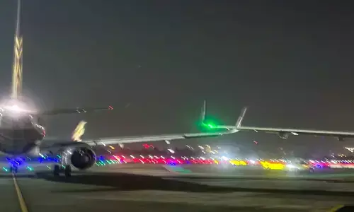 മുംബൈ വിമാനത്താവളത്തില്‍ എയര്‍ ഇന്ത്യ, ഇന്‍ഡിഗോ വിമാനങ്ങളുടെ ചിറകുകള്‍ കൂട്ടിയിടിച്ചു; യാത്രക്കാര്‍ സുരക്ഷിതര്‍