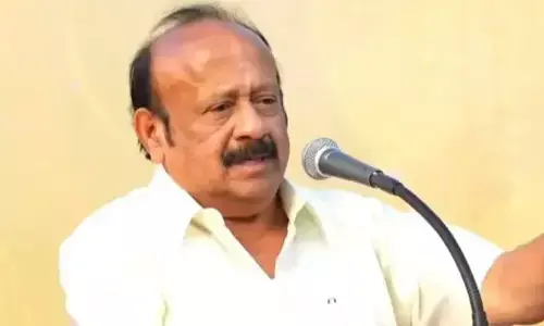 അവര്‍ ഹിന്ദി മാത്രം പഠിച്ചു;  തമിഴ്നാട്ടില്‍ മേശ തുടയ്ക്കാന്‍ വരുന്നു; പാനിപൂരി വില്‍ക്കുന്നു; നമ്മുടെ കുട്ടികള്‍ വിദേശരാജ്യങ്ങളില്‍ ജോലി സമ്പാദിക്കുന്നു;  തമിഴ്നാട് കൃഷിമന്ത്രിയുടെ പരാമര്‍ശം വിവാദത്തില്‍