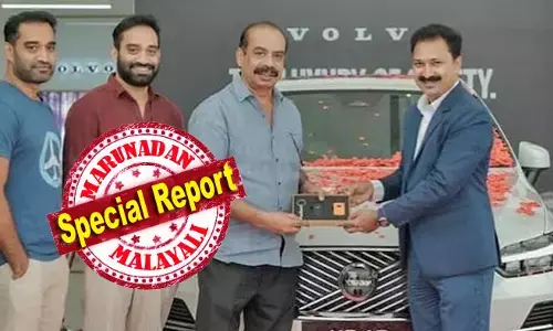 പ്രഭേന്ദുവും ഡെലൂലുവും സൃഷ്ടിച്ച തരംഗം ബോക്‌സ് ഓഫീസില്‍ വലിയ പ്രതിഫലനമാണ് ഉണ്ടാക്കി; കോളടിച്ചത് അന്തിക്കാട്ടെ ഗ്രാമീണന്! സര്‍വം മായ സമ്പന്നനാക്കി; അച്ഛന്‍ സത്യന്‍ അന്തിക്കാടിന് വോള്‍വോ സമ്മാനിച്ച് അഖില്‍ സത്യന്‍; തിയേറ്ററുകള്‍ക്ക് പിന്നാലെ ഒടിടിയിലും റെക്കോര്‍ഡ് കളക്ഷന്‍; സംവിധായകന്‍ അഖില്‍ ആ വിജയം ആഘോഷിക്കുമ്പോള്‍