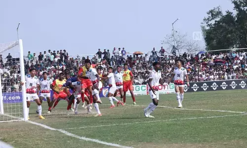 പന്തടക്കത്തിലും മുന്നേറ്റത്തിലും ആധിപത്യം;  പോസ്റ്റിലിടിച്ച് മടങ്ങിയ പന്തും പാഴാക്കിയ സുവര്‍ണ്ണാവസരങ്ങളും വിധി നിര്‍ണയിച്ചു; ഒടുവില്‍ കേരളത്തിന്റെ നെഞ്ചുപിളര്‍ത്തി എക്‌സ്ട്രാ ടൈമില്‍ ആ ഗോള്‍; സന്തോഷ് ട്രോഫി ഫൈനലില്‍ വീണ്ടും കണ്ണീര്‍ മടക്കം;  സര്‍വീസസിന് എട്ടാം കിരീടം