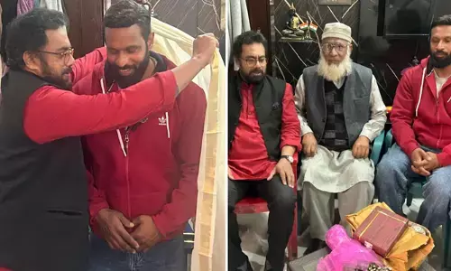 വർഗീയവാദികൾക്കെതിരായ പോരാട്ടത്തിൽ മുഹമ്മദ് ദീപക് രാജ്യത്തിന്‍റെ പ്രത്യാശാനാളം; ബജ്‌റംഗ് ദൾ പ്രവർത്തകരിൽ നിന്നും കച്ചവടക്കാരനെ രക്ഷിച്ച ദീപക് കുമാറിനെ കാണാനെത്തി ജോൺ ബ്രിട്ടാസ് എംപി