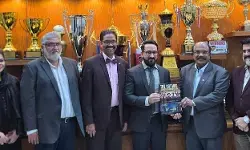 ദ ഖത്തര്‍ സ്പോര്‍ട്സ് ക്രോണിക്കിള്‍ പ്രകാശനം ചെയ്തു