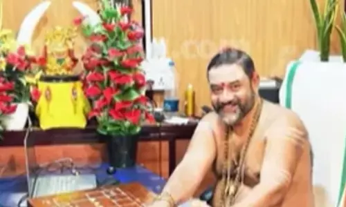 ബാധയൊഴിപ്പിക്കലിനായി അമ്മയ്‌ക്കൊപ്പം എത്തി; കൊല്ലത്ത് പെണ്‍കുട്ടിക്ക് നേരെ ജ്യോത്സ്യന്‍ ലൈംഗികാതിക്രമം നടത്തിയതായി പരാതി: ഒളിവില്‍ പോയ ജ്യോത്സ്യന് വേണ്ടി അന്വേഷണം