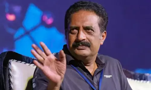 അറപ്പുളവാക്കുന്ന, ചീഞ്ഞഴുകിയ ഒരു മനസ്സിനേ ഇത്തരത്തിൽ ചിന്തിക്കാൻ കഴിയൂ; ആർസിബിയുടെ വിജയത്തിൽ വർഗീയ വിഷം കലർത്താൻ നോക്കിയവർക്ക് പ്രകാശ് രാജിന്റെ മറുപടി