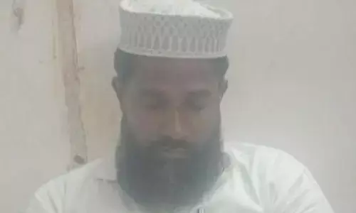 തലശേരി കുടുംബ കോടതിയില്‍ ഹാജരാക്കവേ പോലീസ് കസ്റ്റഡിയില്‍ നിന്നു മുങ്ങിയ വാറന്‍ഡ് പ്രതിയെ പിടികൂടി; പ്രതി ഓടി രക്ഷപെട്ടത് മൂന്ന് ലക്ഷം രൂപ പിഴ ഈടാക്കാന്‍ നിര്‍ദേശിച്ചപ്പോള്‍