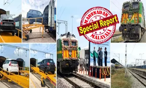 ലോകത്തിലെ ഏറ്റവുംവലിയ ആർച്ച് പാലത്തിലൂടെ ചൂളം വിളിച്ചെത്തിയ തീവണ്ടികൾ; മാരുതി കാറുകളുമായി കശ്മീർ ലക്ഷ്യമാക്കി യാത്ര; റെയിൽവേ ടെർമിനലിൽ അഭിമാനക്കൊടി പാറിച്ച് കമ്പനി; റോഡ് ഗതാഗതം തെരഞ്ഞെടുക്കാത്തതിന്റെ പ്രധാന കരണമിത്