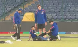 ബുമ്രയുടെ യോര്‍ക്കര്‍ കാലില്‍ കൊണ്ടു; അടിതെറ്റി വീണ് ഇഷാന്‍ കിഷന്‍; അഭിഷേക് ശര്‍മയും വിശ്രമത്തില്‍;  നമീബിയയെ നേരിടാന്‍ ഒരുങ്ങുന്ന ഇന്ത്യക്ക് ആശങ്ക; സഞ്ജു നാളെ കളിച്ചേക്കും