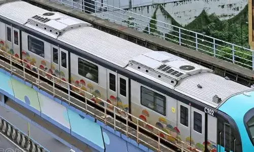 അങ്കമാലിയിലേക്ക് മെട്രോ വരുന്നു; ആലുവയില്‍ നിന്ന് അങ്കമാലി കരയാംപറമ്പ് വരെ മെട്രോ നീട്ടും