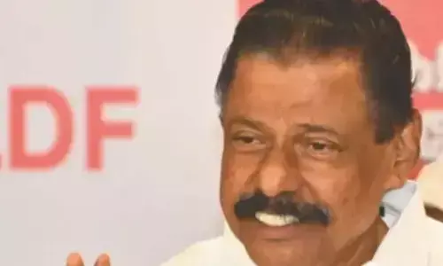 മുണ്ടക്കെ പുനരധിവാസത്തില്‍ വി ഡി സതീശന്‍ പച്ചനുണ ആവര്‍ത്തിക്കുന്നു; സര്‍ക്കാര്‍ ഭൂമി അനുവാദിക്കാത്തതുകൊണ്ടാണ് വീട് നിര്‍മാണം വൈകിയതെന്നത് കല്ലുവെച്ച നുണ; ഒന്നര വര്‍ഷം മുമ്പ് പണം പിരിച്ചിട്ടും വീടിന് തറക്കല്ലിടാന്‍ പാലും യൂത്ത് കോണ്‍ഗ്രസിന് സാധിച്ചില്ല: എം വി ഗോവിന്ദന്‍
