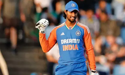 ടീം വലിയ ആവേശത്തിൽ, പാകിസ്ഥാനെതിരായ പോരാട്ടത്തിനായി ഞങ്ങൾ ഇപ്പോഴേ തയ്യാർ; ഏത് വെല്ലുവിളിയും നേരിടാൻ ഞങ്ങൾ റെഡിയാണെന്നും തിലക് വർമ്മ