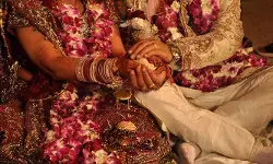 ഭർത്താവിന് നാല് മാസം കൊണ്ട് ജോലിയില്ല; പോക്കറ്റ് മണിയൊക്കെ ഞാനാണ് ഇപ്പോ നൽകുന്നത്; എന്നിട്ടും സർപ്രൈസ് ​ഗിഫ്റ്റ്; വൈറലായി ഭാര്യയുടെ പോസ്റ്റ്