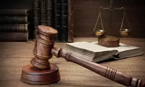 വിവാഹബന്ധം വേര്‍പ്പെടുത്തിയ ഭാര്യ ഭര്‍ത്താവിന് പത്ത് ലക്ഷം രൂപ നഷ്ടപരിഹാരം നല്‍കണം; ഉത്തരവിട്ട് കുടുംബ കോടതി