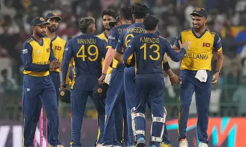 പല്ലെകെലെയിൽ ലങ്കൻ വെടിക്കെട്ട്; തകർത്താടി ഷനകയും മെൻഡിസും; രത്നായകെയ്ക്ക് റെക്കോർഡ് ഫിഫ്റ്റി; ഒമാനെ എറിഞ്ഞൊതുക്കി ചമീരയും തീക്ഷണയും; 105 റൺസിന്റെ കൂറ്റൻ ജയം