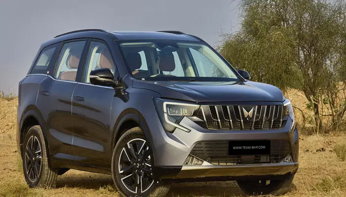 വീട്ടുമുറ്റത്ത് മഹീന്ദ്രയുടെ ഈ പടക്കുതിരയെ എത്തിക്കാൻ ഇനി കുറച്ച് പാടുപെടും; സ്വന്തമാക്കാൻ ആഴ്ചകൾ കാത്തിരിക്കണം; എല്ലാവർക്കും ആവശ്യം ഡീസൽ വണ്ടി വീട്ടുമുറ്റത്ത് മഹീന്ദ്രയുടെ ഈ പടക്കുതിരയെ എത്തിക്കാൻ ഇനി കുറച്ച് പാടുപെടും; സ്വന്തമാക്കാൻ ആഴ്ചകൾ കാത്തിരിക്കണം; എല്ലാവർക്കും ആവശ്യം ഡീസൽ വണ്ടി